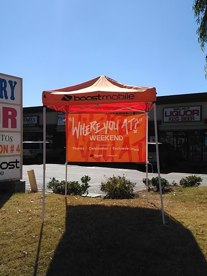 Boost mobile #whereyouat weekend ! Come into Boost mobile by wireless group located on 422 w la Habra Blvd
