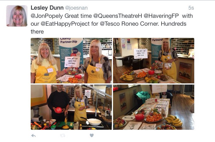 lesleydavey3107's tweet photo. @JonPopely hundreds of people attended our @EatHappyProject @QueensTheatreH @Tesco #healthyeatingbags are everywhere https://t.co/6lwxPdovhd