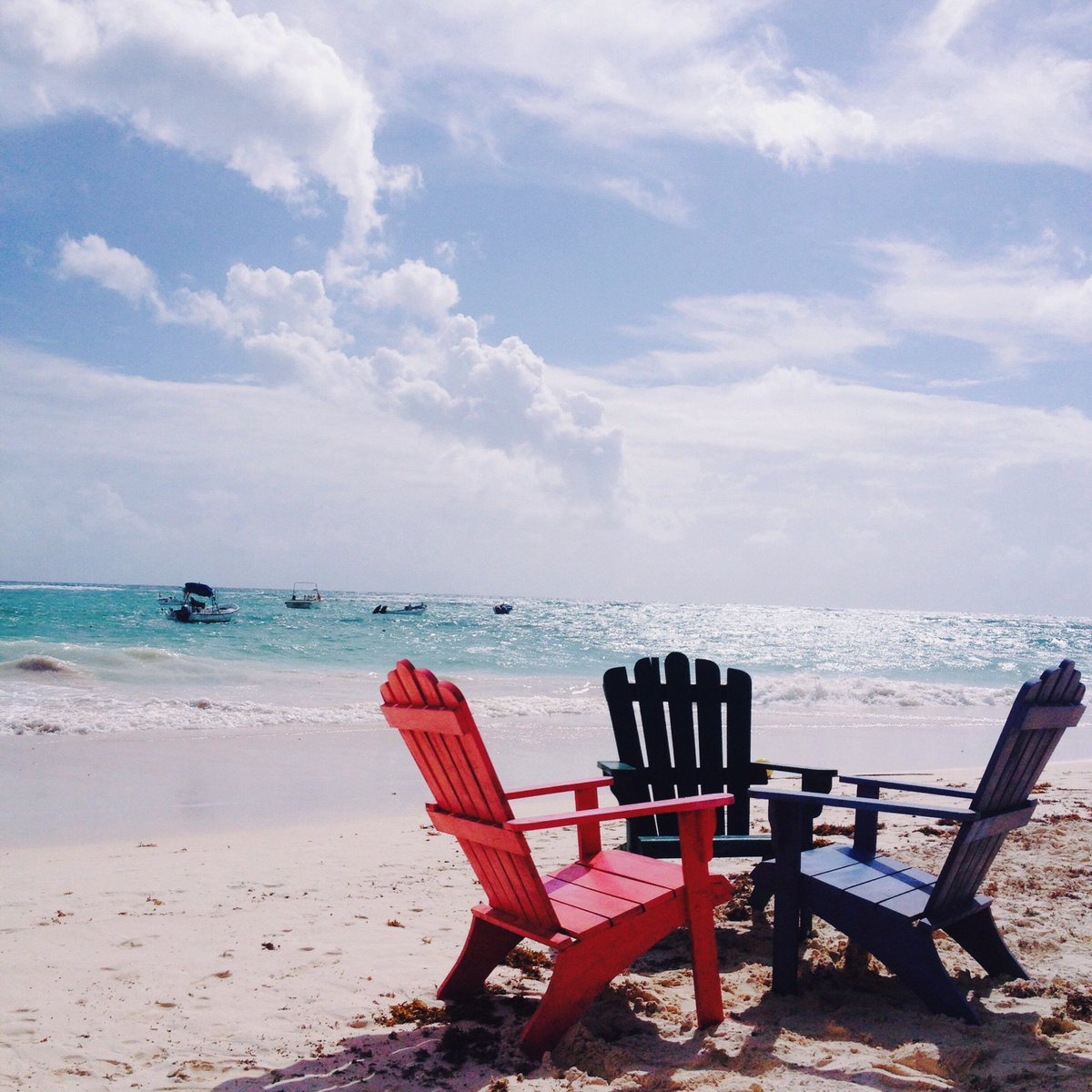 ViajaEnElMundo's tweet photo. Playa Del Carmen, México 🇲🇽 https://t.co/JcrluucHXp