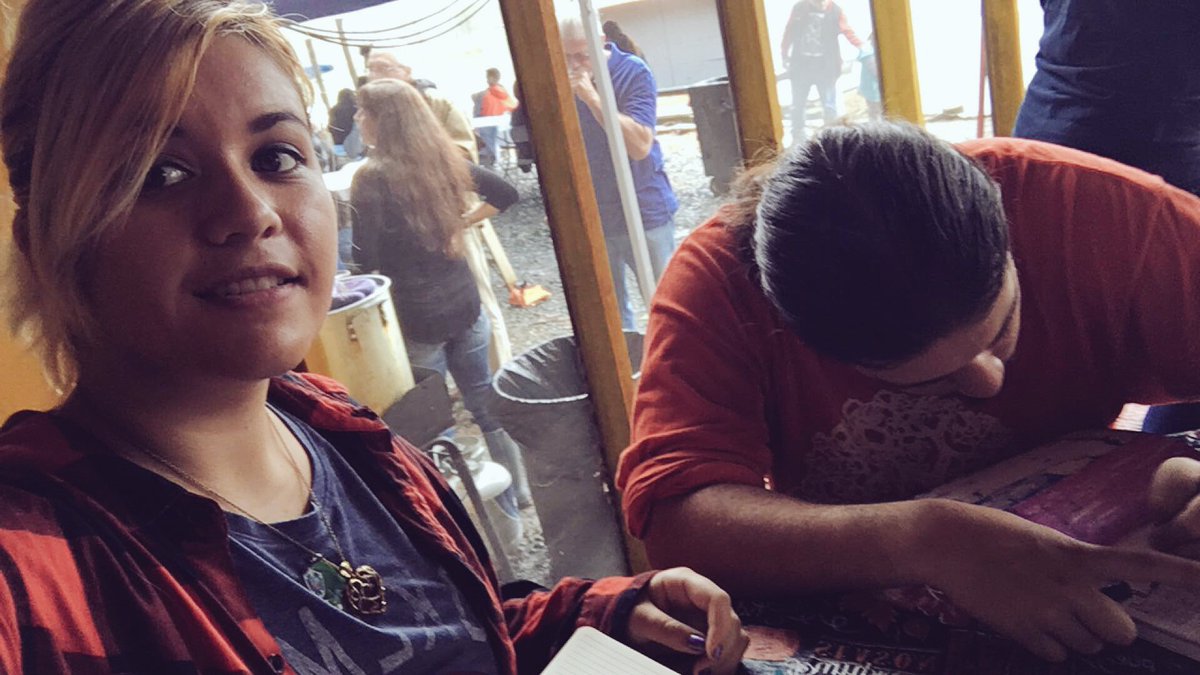 Zmac808's tweet photo. When you're supposed to be bonding with your brother but have artsies to work on 😜 #JustFollowTheLinesBrother #Outsiding #SiblingTime https://t.co/xjMrSb4SVH