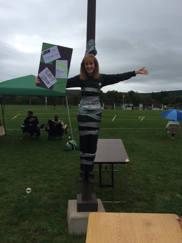 mcarls's tweet image. Look no hands Mrs. Mighells! Successfully taped to the pole! @GenValleyNews #GoGVCS