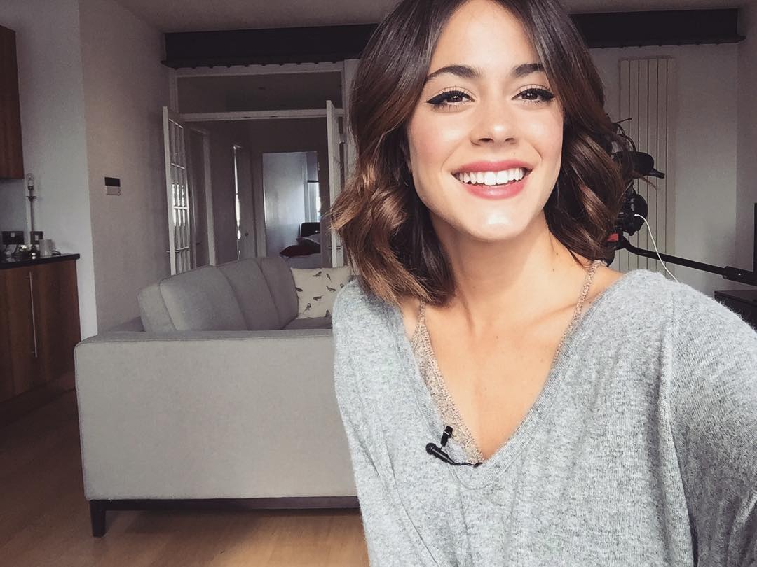 TINISDECORAZON's tweet photo. @TiniStoessel Hola TINI como estas sos mi idola https://t.co/pRVeaWGEfO