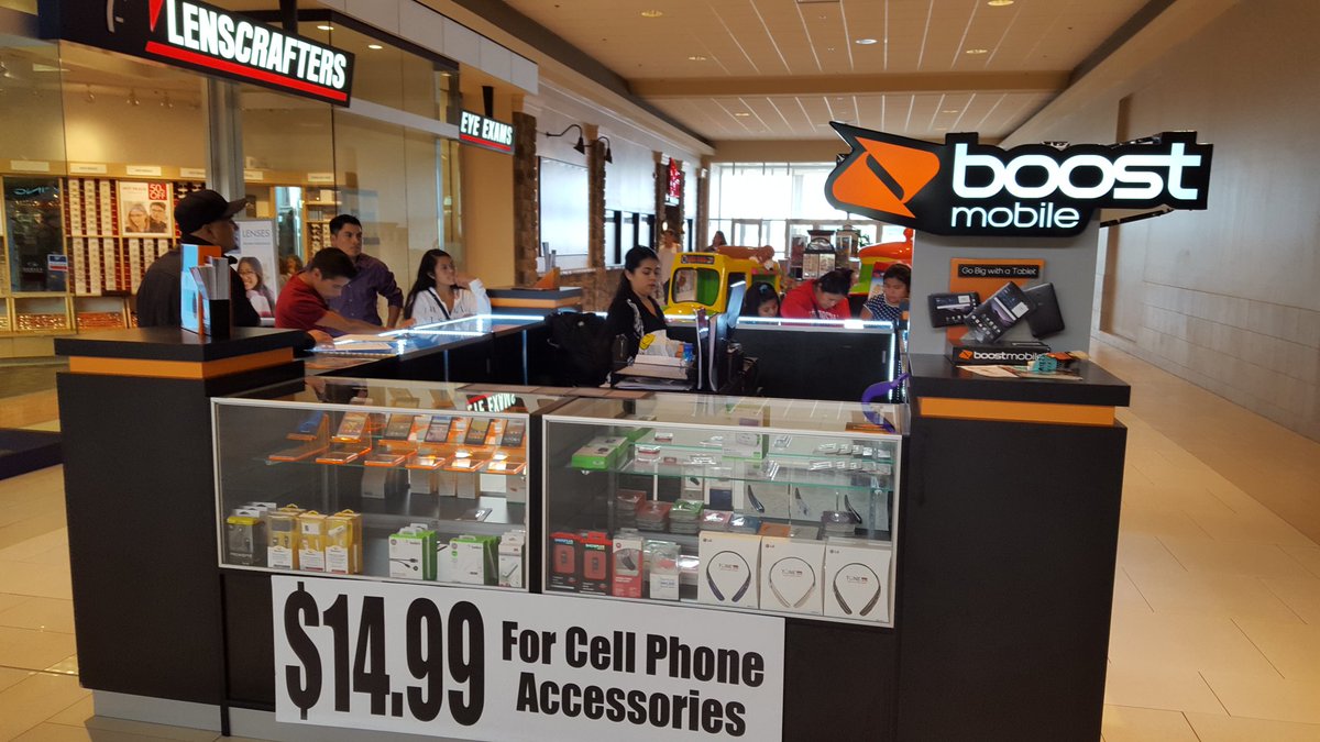 SmartPayThomas's tweet photo. @BoostCNation the Commander and Chief of Boost Harrisonburg ComNation PERLA is a MACHINE #WhereYouAt  @F_Bender @TjonesSprint @AWI_JohnG https://t.co/7ssrfg48ck