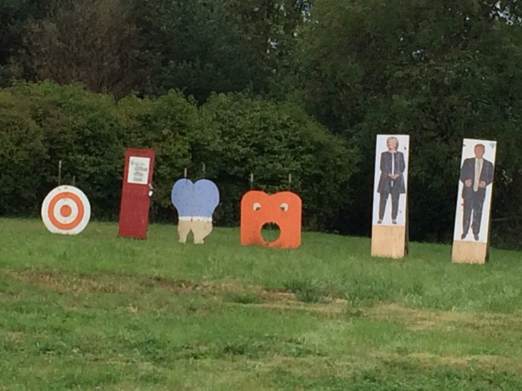 PresidentBeard's tweet photo. Is the future First Family making a political statement with the pumpkin cannon in Sunbury?! #electthebeard #PumpkinBeard -BH https://t.co/3JfHoHQTXR