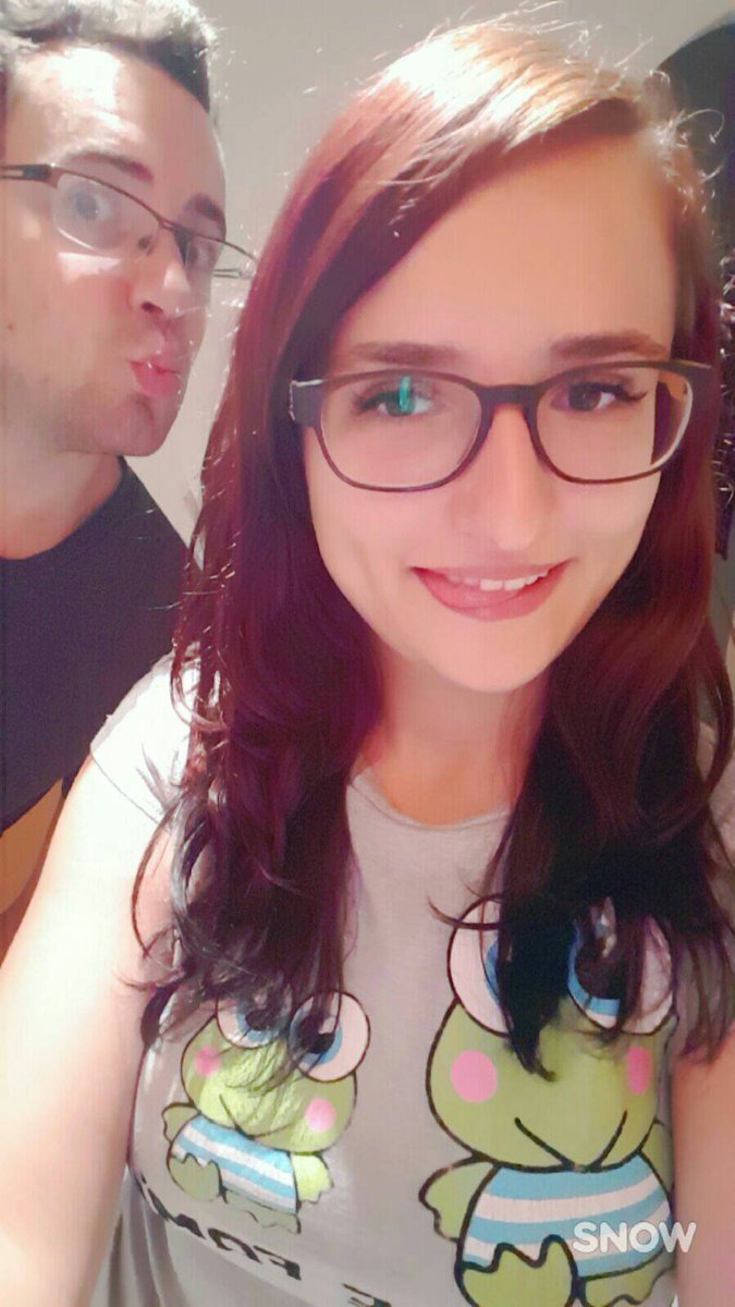 TechTriXa's tweet photo. Bei dem #GameCity2016 #Video das morgen kommt hat meine Freundin @MadebyVeriiy mit geholfen und mit designed :D 😍 https://t.co/NSJYc5SrpW