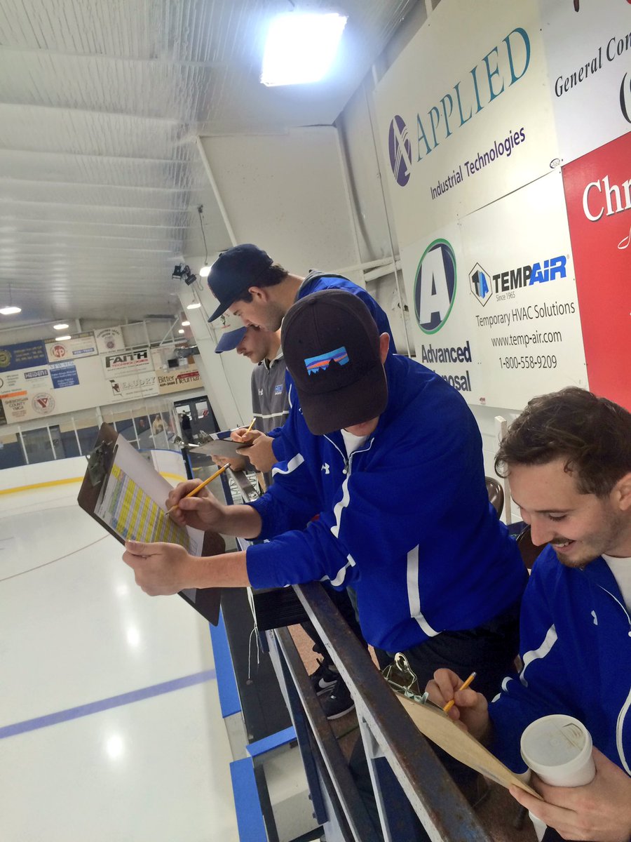 CUW Mens Hockey tweet media