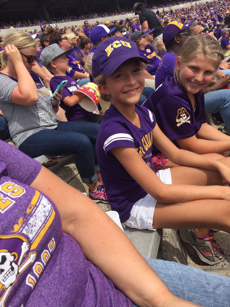 #ECUgameday. Come on Pirates!!
