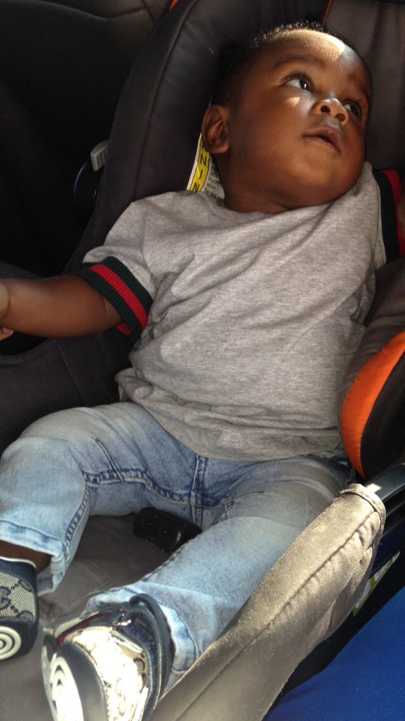 WwDc_MoneyTeam's tweet photo. Lil Homie Stay LIT 🤘🏽🤑☺️😍 https://t.co/mLJEJm7Uzi
