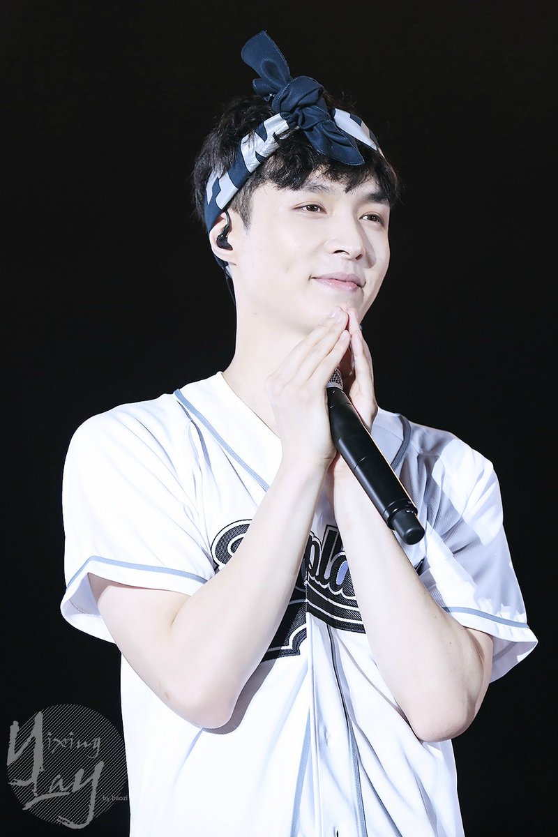LAY9107's tweet photo. 160930 EDUHZ. Baozi
https://t.co/pmFXByvXXy
https://t.co/Opi9caCEjv
https://t.co/szUTaU8TwL https://t.co/FJqIUVEejP