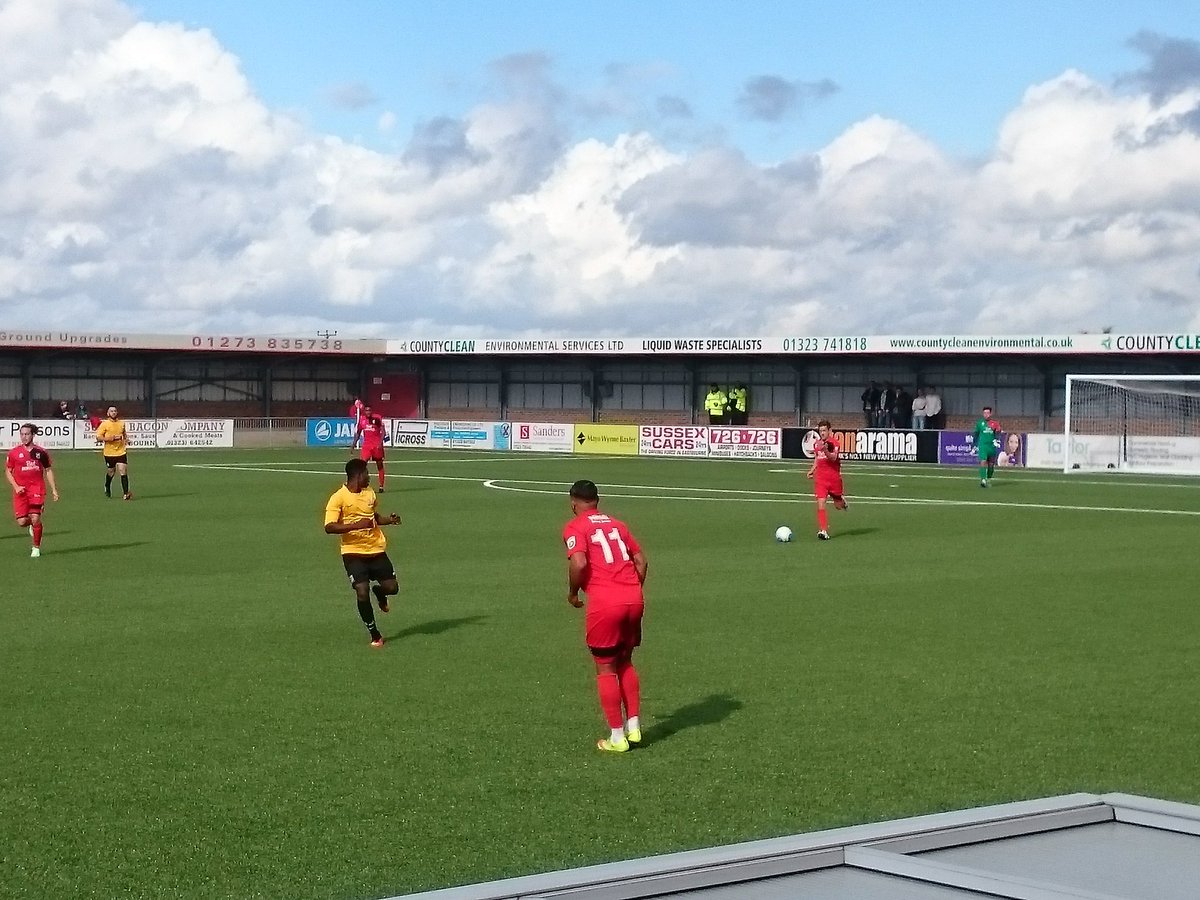 ped1980's tweet photo. HT @EBFCTheSports 0-0 @hadleyfc Spartan South Midlands visitors making life very uncomfortable for National South hosts #EmiratesFACup https://t.co/1C9SXJlDF2