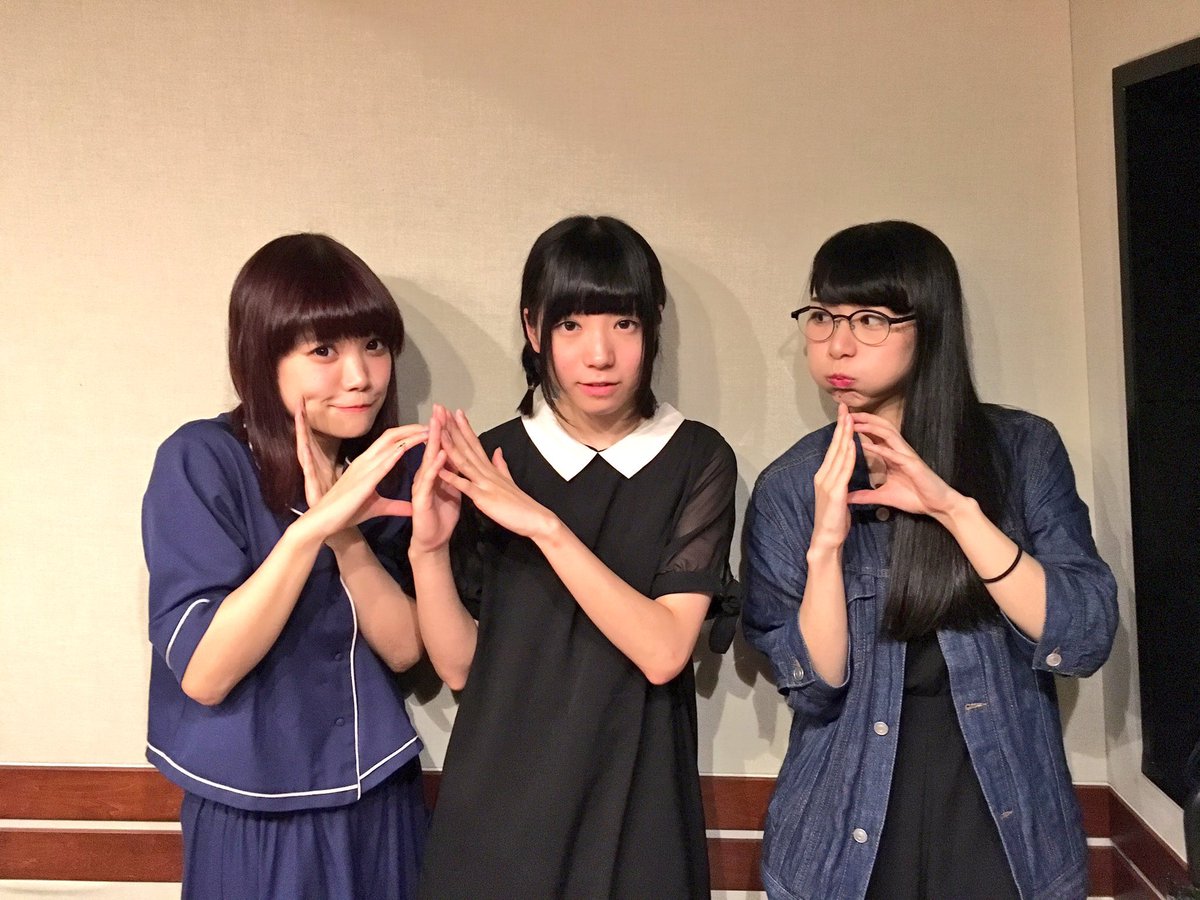 atsuko84_BiSH's tweet photo. 【📻本日スタート📻】
TOKYO FM『deeper deeper』の10月度パーソナリティーにBiSHが決定しました😍✨早速だけど本日の深夜3時から初回放送です！今日はチッチ&amp;アツコでアユニを大解剖しちゃうゾ＼(^o^)／頑張って起きて聴いてちょ！！！！！！

#tfmdeep https://t.co/OisqlGJUDP