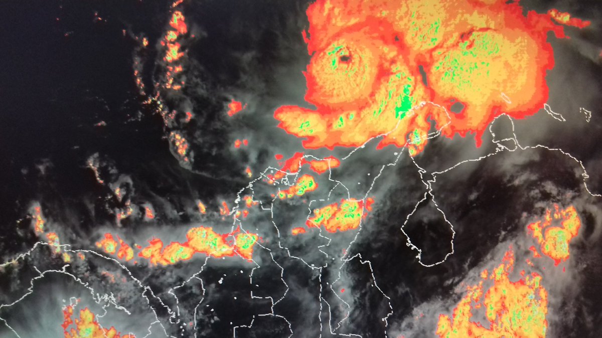IDEAMColombia's tweet photo. Oct1 9:30am Lluvias en parte alta y media de la Sierra Nevada de Sta Mta. Atentos a posibles crecientes súbitas https://t.co/b3JMSPEUri