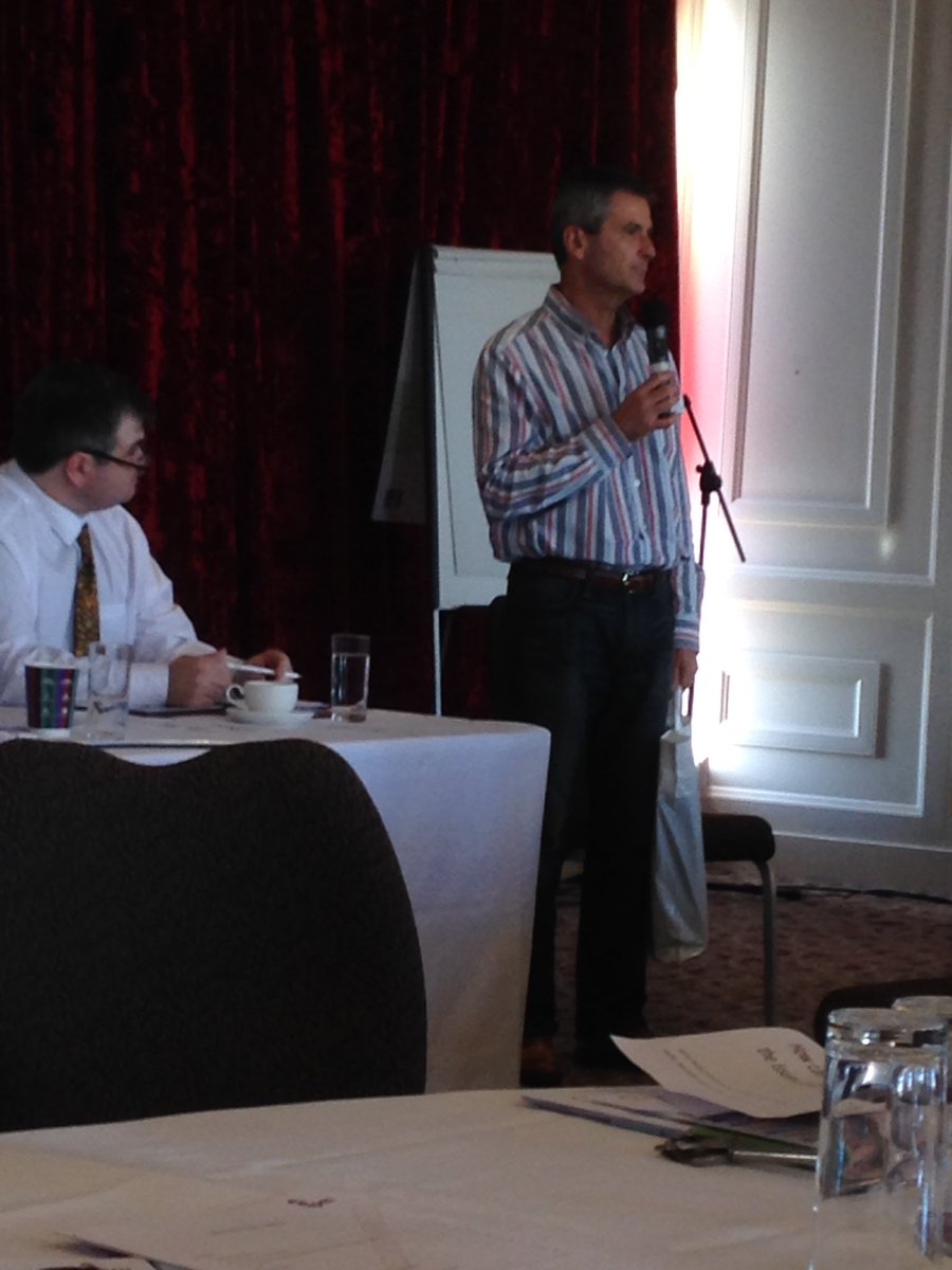 #apmevents Martin stands down as chair of Branch Steering Group.  Sara thanks him for his dedication.