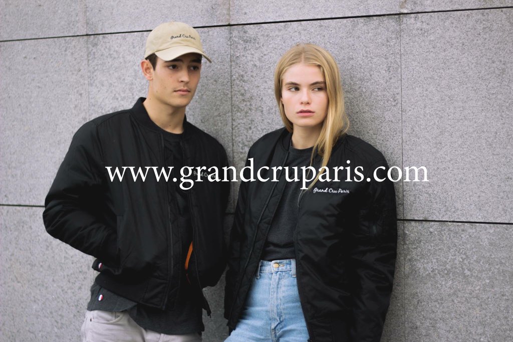GrandCruParis's tweet photo. Le site internet Grand Cru Paris est depuis ce matin en ligne! Infos - actus -boutique - lookbook
🍷🍷 Bisous rosés 🍷🍷
https://t.co/9btr9hRT9f https://t.co/OtB5WoMbqT