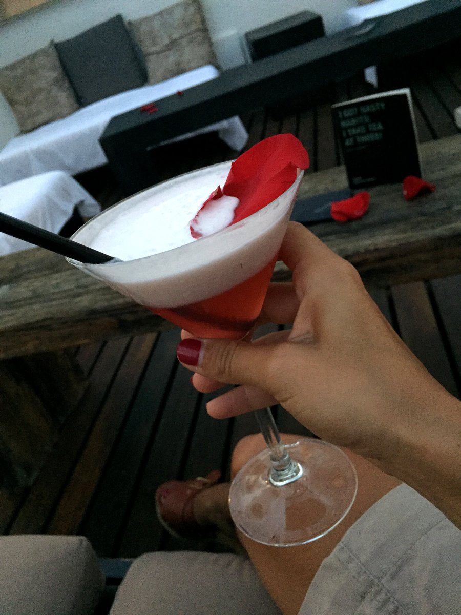 PurohotelPalma's tweet photo. #Purolive from Puro Hotel. We’ve just prepared this cocktail! Fancy? https://t.co/NkjqujJRzJ