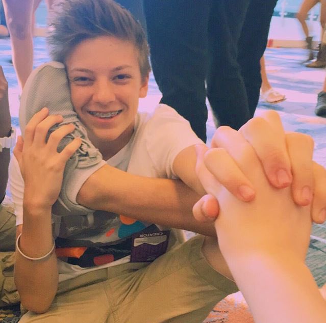 HEY IM WESTON AND I NEED FRIENDS HMU
also rt