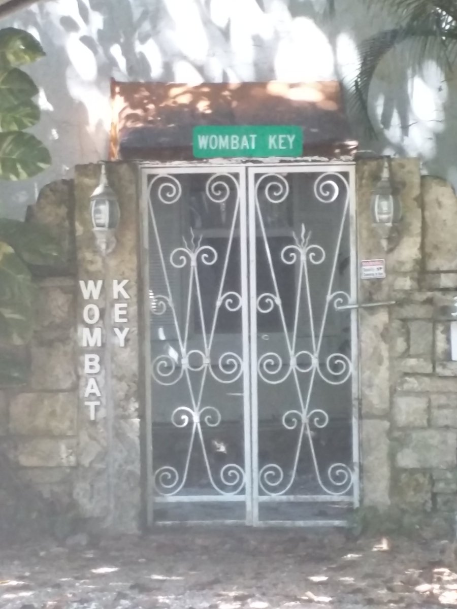 DBallz_78's tweet photo. I just found @notsam vacation home in Miami. #wombat #transitioning #srshowsxm https://t.co/waEScJls0I