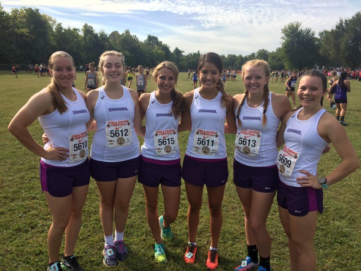 OuachitaTigers's tweet photo. Women's Cross Country is ready to run at the Chile Pepper in Fayetteville! https://t.co/jPUOx8O2yC