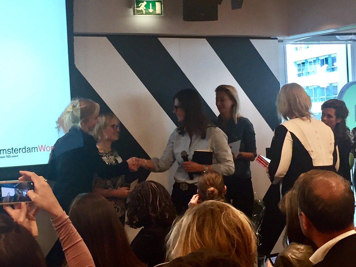 TEDxAmsWomen's tweet photo. And the 3 finalists of the #TEDXAmsWomen #StartupAward are... @MOUNT_Software @Plugifyclub @BirdsAII!! Congratulations ladies! 🎉🎉 https://t.co/1DuAQ75DjT
