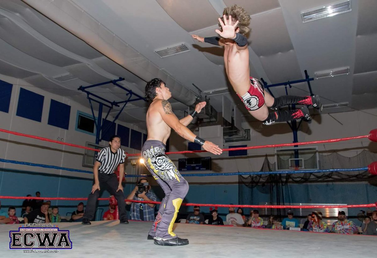 ECWA1967's tweet photo. Great match @Zombiieking v Ty Awesome from #ECWA 9/24 #FutureofECWA
Pics @jetsbk 
@OfficialPWI @pwponderings @IndyPowerRankin @PWMania https://t.co/vNmxmW08b7