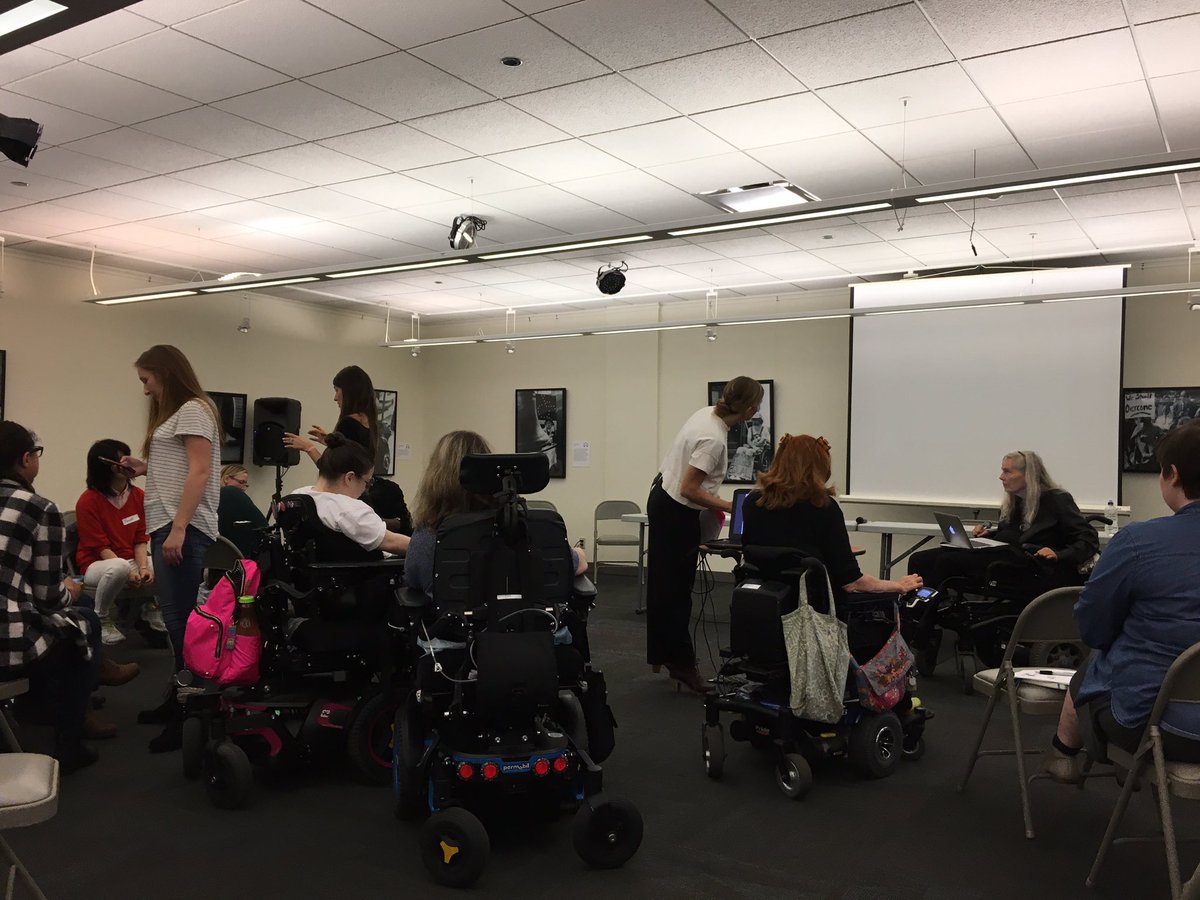 cherry_chan98's tweet photo. @PIDmidwest #dance4all #uhaveabodyucandance #midwestconvening https://t.co/RbnTWRzChi