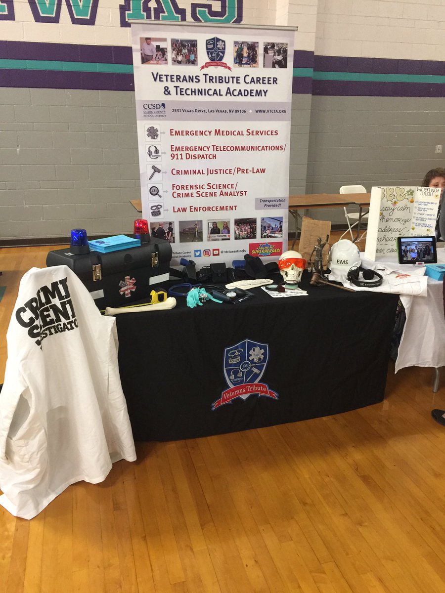 vtctasentinels's tweet photo. Ready to recruit some Sentinels! #vtcta #magnetschools #CTA @ClarkCountySch @CCSDMagnet https://t.co/D6VVxPUTh9