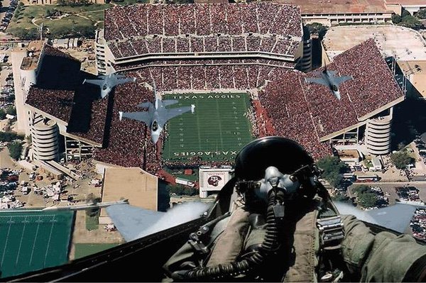 CloydRivers's tweet photo. The most badass selfie of all time. Merica. https://t.co/SzZZMNlyaz