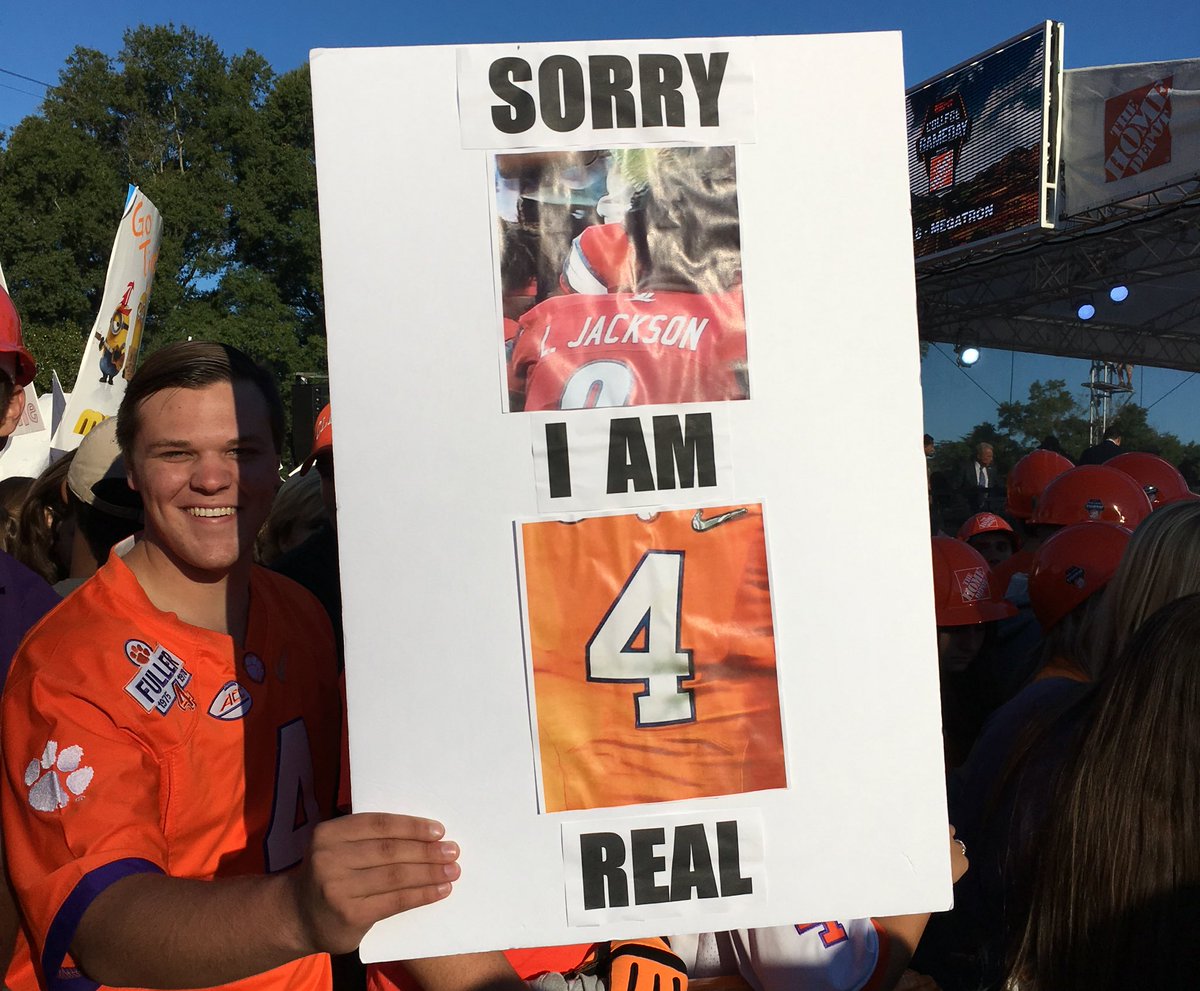 College GameDay tweet media