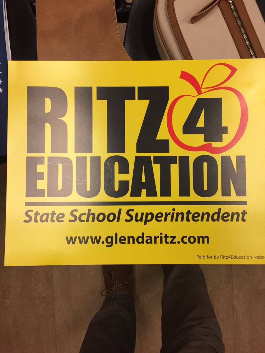 CollegeDemsIN's tweet photo. Team Ritz in the House! #CDINconvention https://t.co/9xaeZysoCj