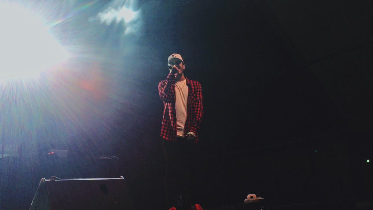 NurySaik8's tweet photo. Solo podemos darte las GRACIAS por todo lo que nos has dado en este increíble #VASTOUR 2.0 🎶❤️ eres el mejor en lo que haces @OfficialSaik. https://t.co/VzKOcXQBBg