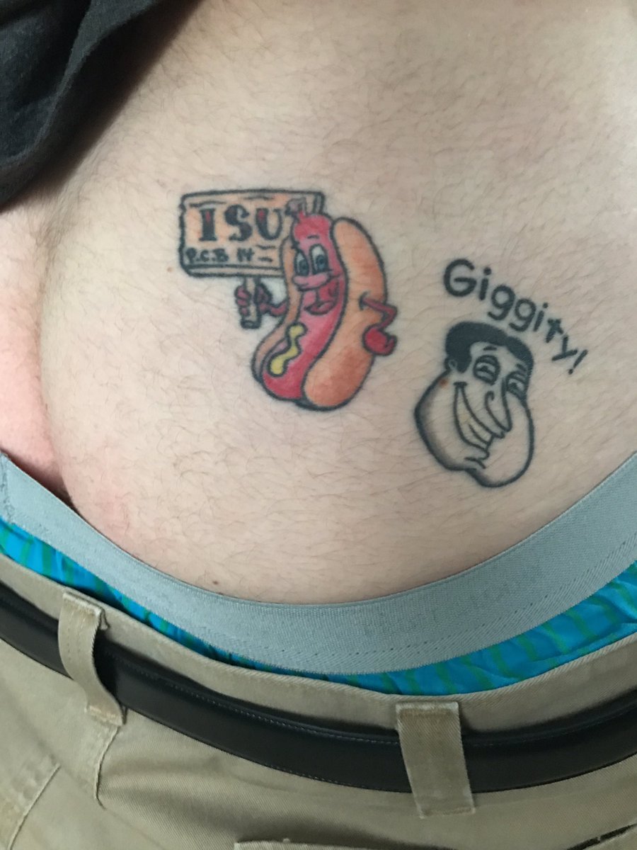 jobintonious's tweet photo. @BarstoolBigCat repping Illinois state university #asstatts #asssleaves https://t.co/KejlR50Ppn