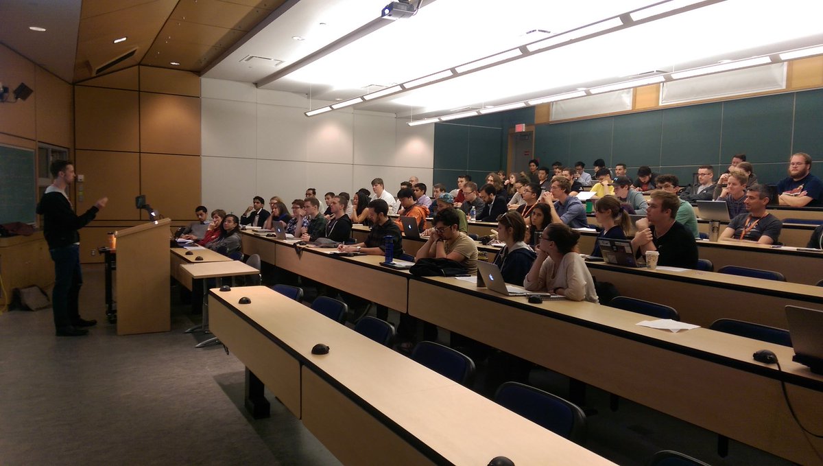 <a href="/warwick/">Bob Warwick</a> from <a href="/WholePunk/">Whole Punk Creators</a> talking about prototyping and MVP at #startupslam!