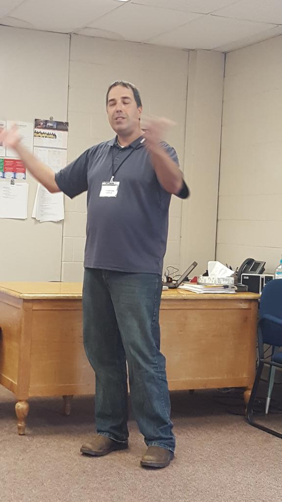 PerryMS_STEM's tweet photo. #neotie2016 Christian Barris, Physics @MrBarrusPhysics Kenston shares his journey into Tech and student engagement. https://t.co/Ix2zuY6bkZ