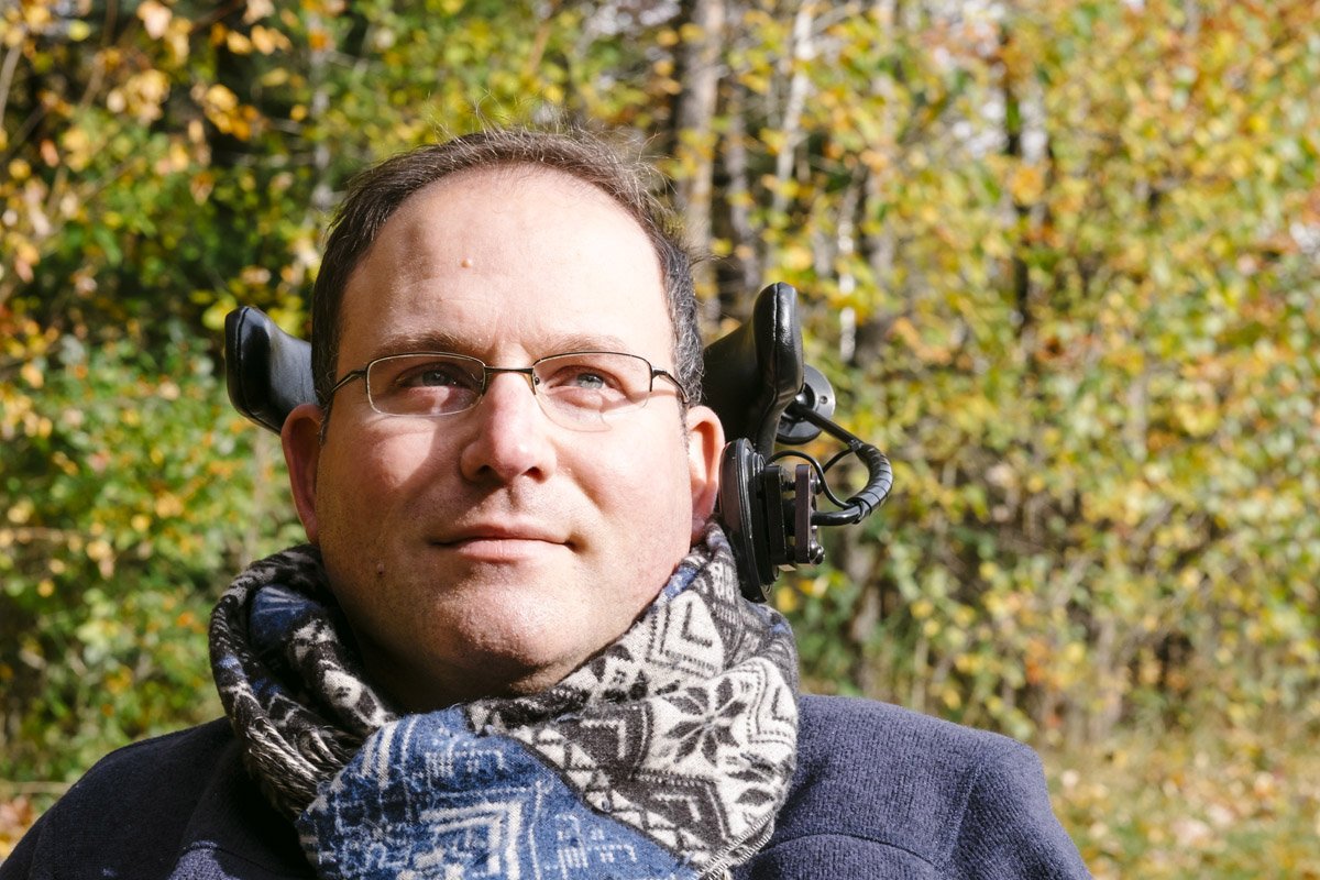 MSCanOfficial's tweet photo. Diagnosed with MS at 22, François moved himself into a long-term care facility so his mother could retire. https://t.co/0eXEA8BcRK https://t.co/w7HGeGOvGZ