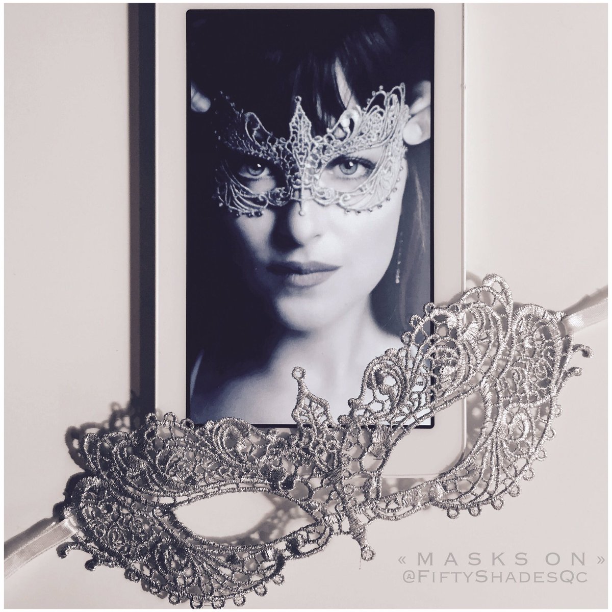 ForeverELJames's tweet photo. #GIVEAWAY RT and follow for a chance to win replica lace masquerade mask! Ends Nov. 5, 2016

« Masks on» – Christian Grey #FiftyShadesDarker https://t.co/AosNY7Guqt