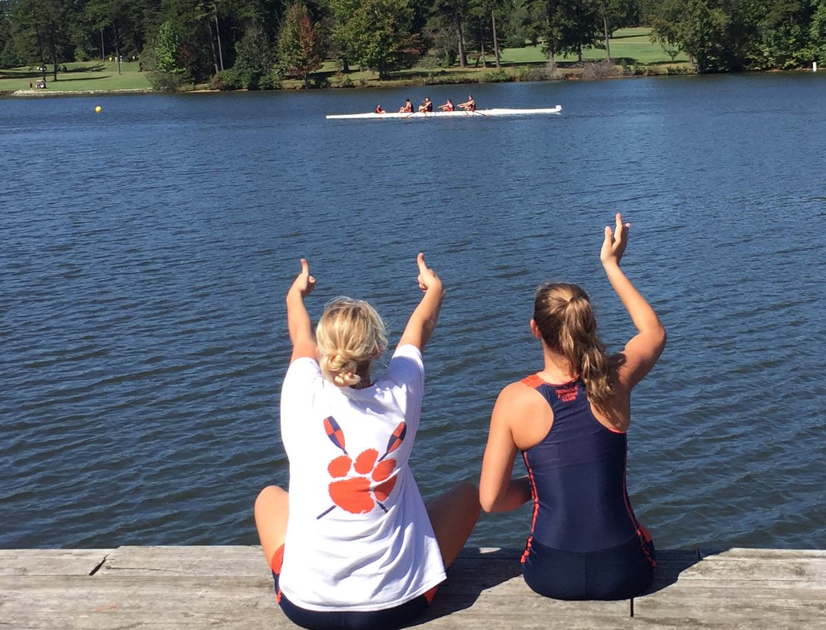 TriangleRowing's tweet photo. 2 thumbs up Boys Novice 4+!! Go TRC #trianglesports https://t.co/HBYqJxmItk