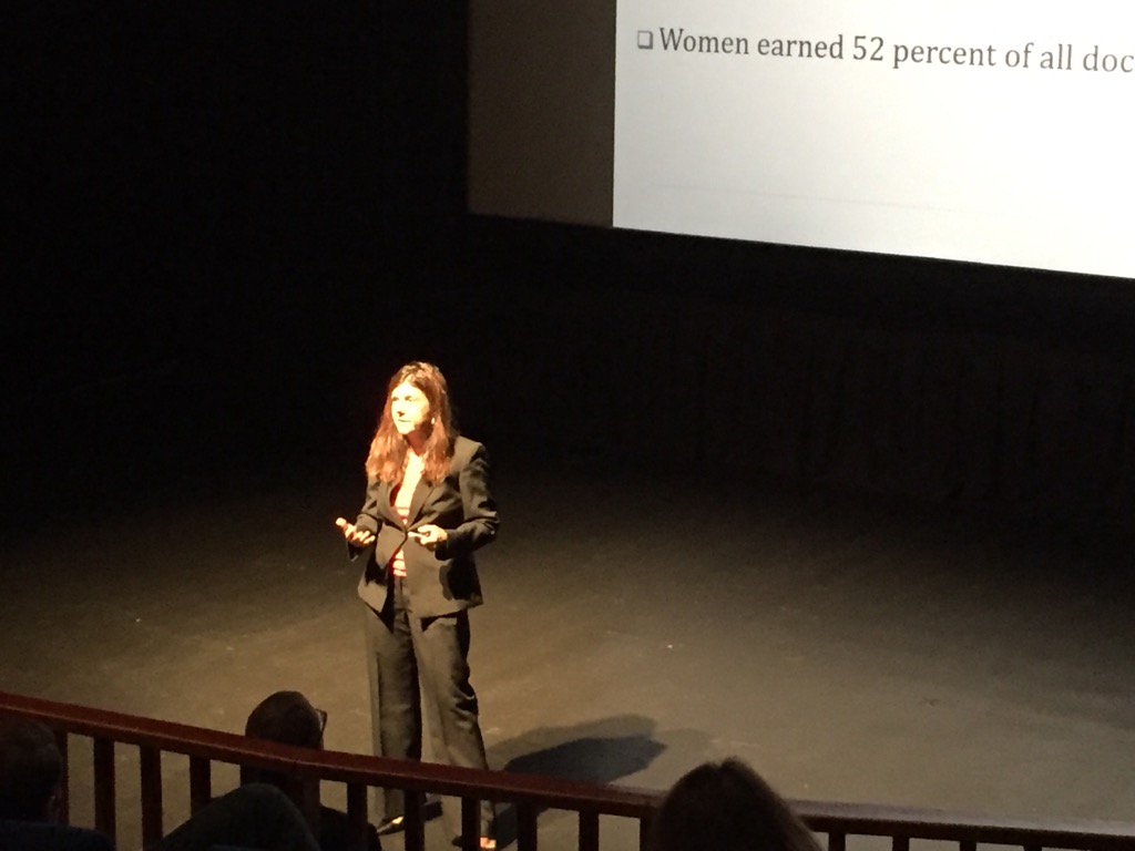 MacmillanEcon's tweet photo. So excited for @BetseyStevenson 'a talk on inclusiveness in Economics! #EconED16 https://t.co/f7FfC6eTnz