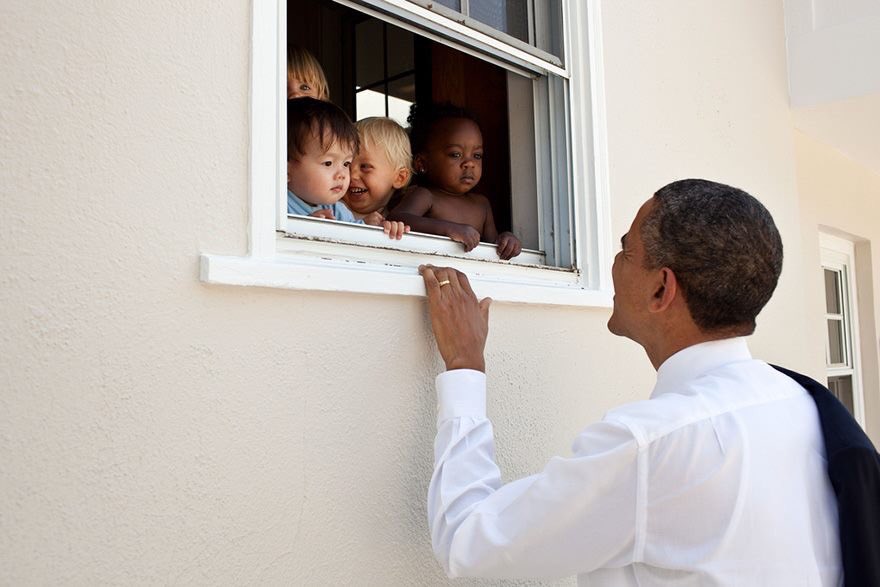 ElBarackObama_'s tweet photo. Hola criaturas!! https://t.co/gCVSRrZTLJ