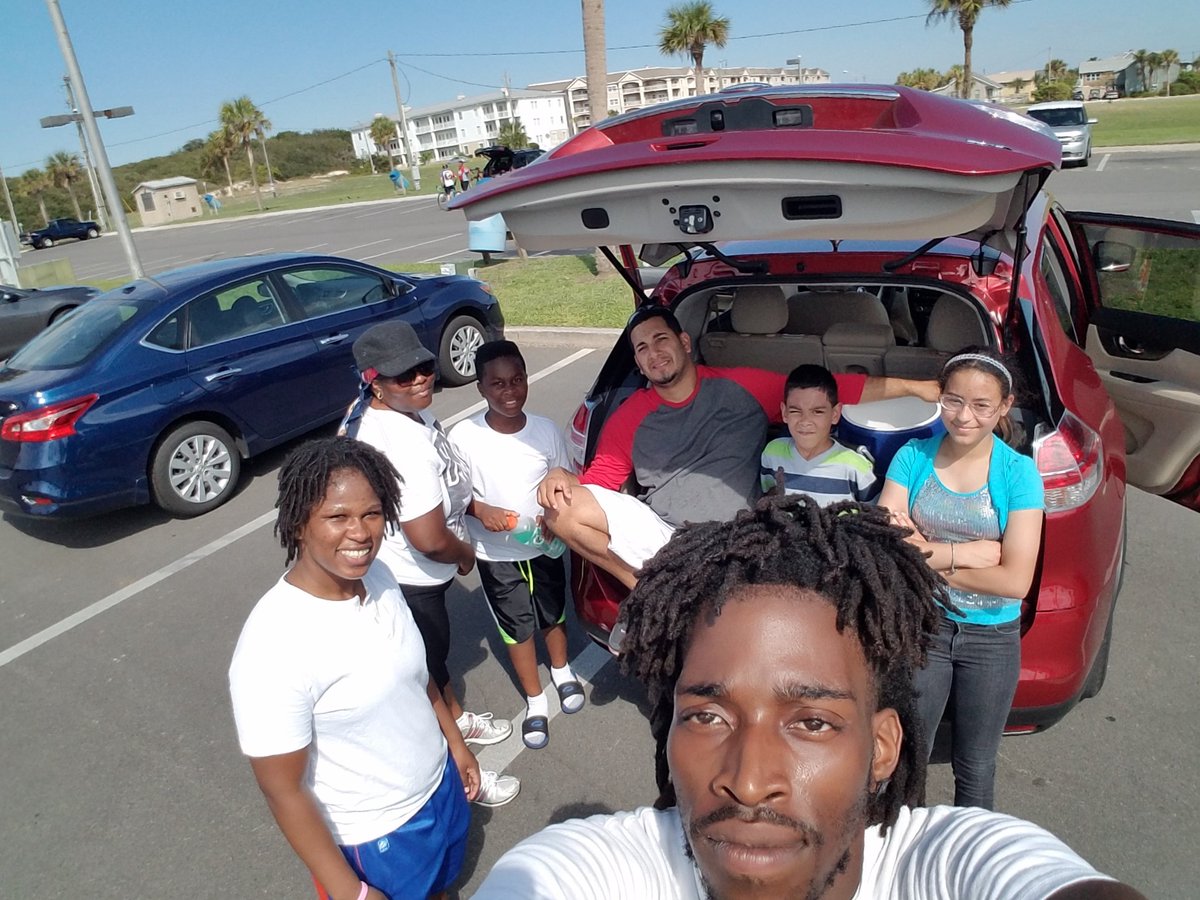 stewarsd5's tweet photo. JAX Coastal Cleanup was a success. We are thankful for our team who participated.  @ABGJAX @abgFlorida @GoAvisBudget https://t.co/Q2LVaWMe3e