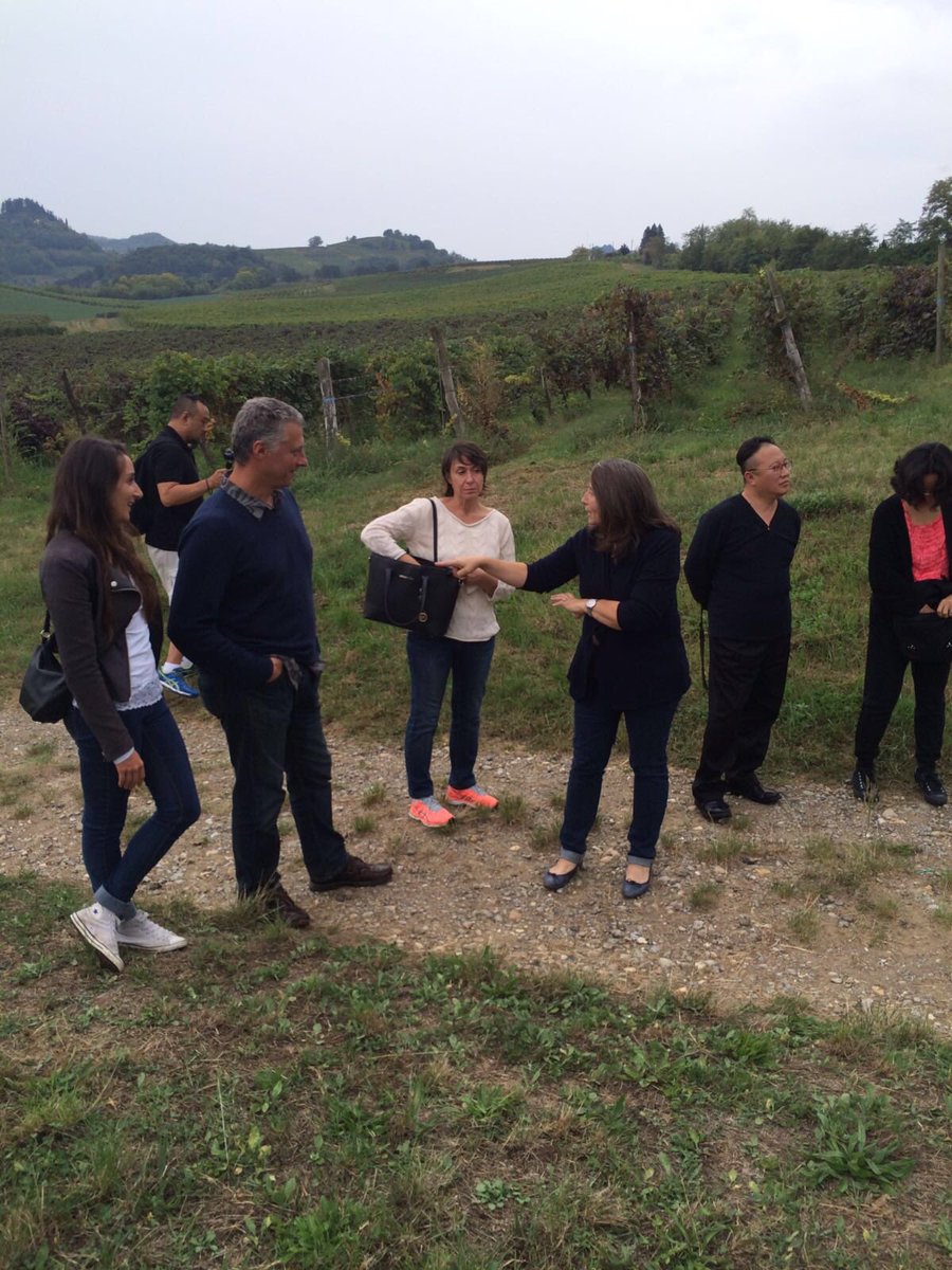 AriaLombTurismo's tweet photo. Prosegue il tour dei buyers. Da @nf_expo all'Oltrepo Pavese
#inLombardia https://t.co/FCsBZjO8cI