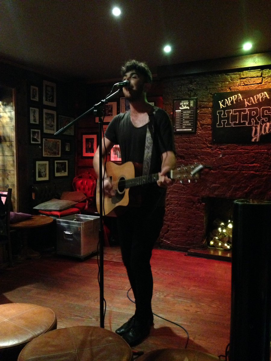 Great to be back @HirstsYard tonight #leedslivemusic