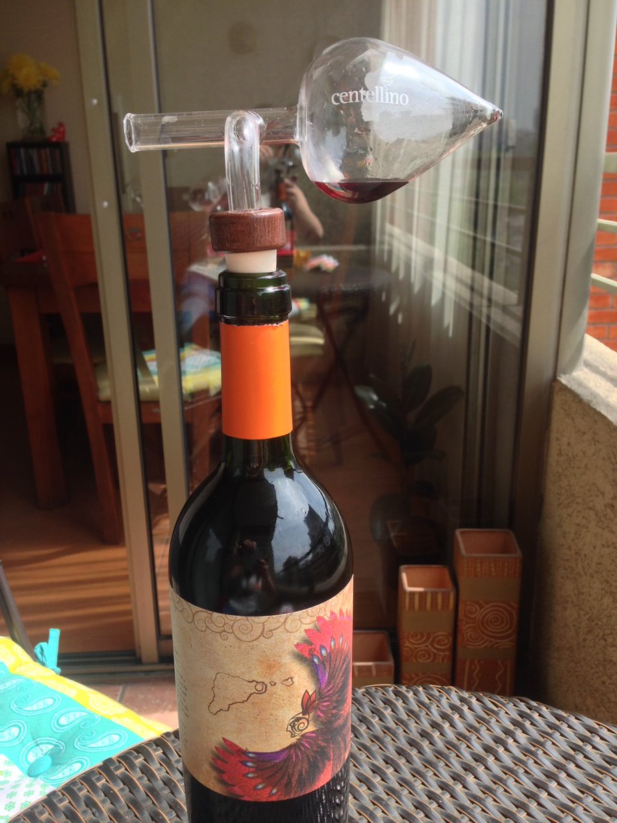 lovemetinto's tweet photo. Centellino y Manutara... excelente combinación @Entornoalvino #wine #experience #mariaje https://t.co/wYOTePE7OJ