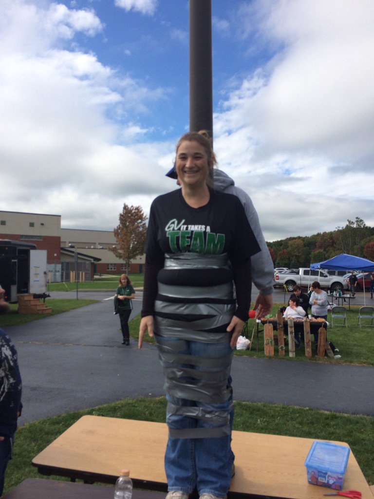 mcarls's tweet image. Poor Mrs. Slawson as well! @GenValleyNews #GoGVCS