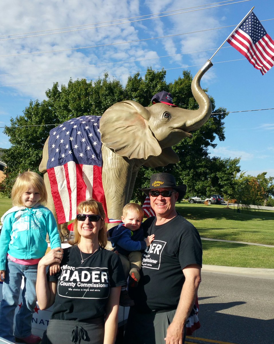 DeniseCH50's tweet photo. Great day with the grandkids at #Czechfest https://t.co/P10Z1pXn2r
