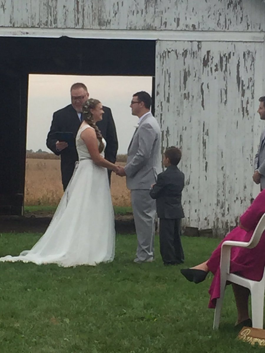 aesmariners1's tweet photo. Many happy congratulations to our Miss Hunter...oops! Mrs. Gossard on her wedding today! @BHunter_D126 #youmeandriley https://t.co/BZj7QWIXxi