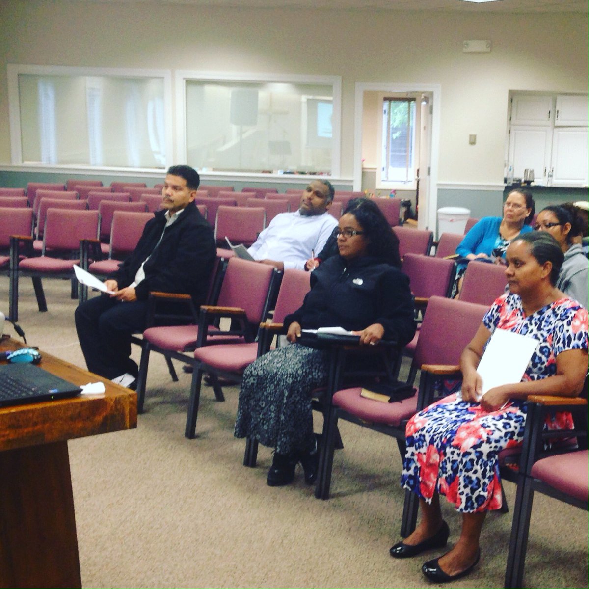 shinecpr's tweet image. First Aid and CPR at a church group in Manchester #CPRsaveslives