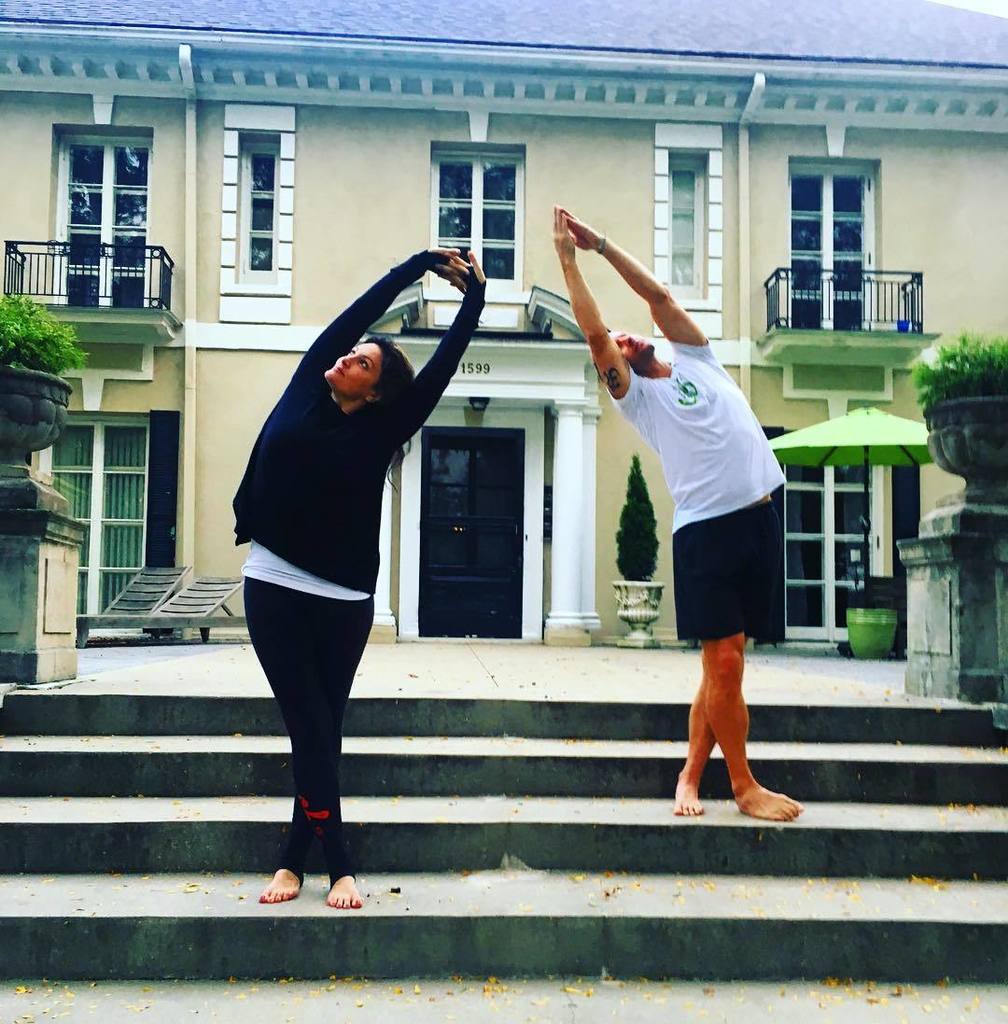 jasmine_grace's tweet image. Day 1 @yogaonhigh Dedication Challenge - Tandavasana #yohichallenge #dedicationchallenge ift.tt/2dxddeI