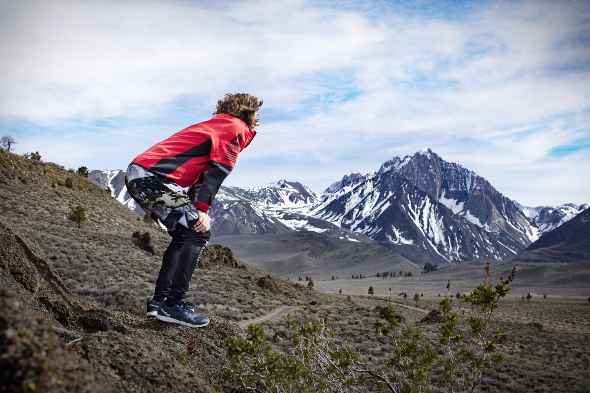 Really stoked on the new #HEXAWARM line from @reebok! The new line dropped today so get your new kit and train hard!