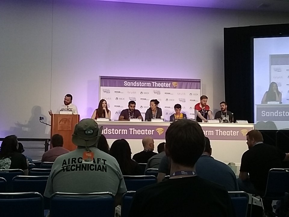 AndyBobandy99's tweet photo. @Tiamonstrr we're over at the Sandstorm room upstairs watchin Starlight do her thing. Come join us! https://t.co/NXxdxl7H4J