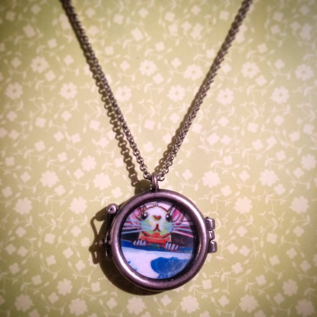 CuriouserSeries's tweet photo. #porthole #pendant #dormouse #necklace @acuriouserandcuriouserseries on my @etsy site. #aliceinwonderland #dormouse https://t.co/JhDFoJbuj0 https://t.co/iirWHLRJgH